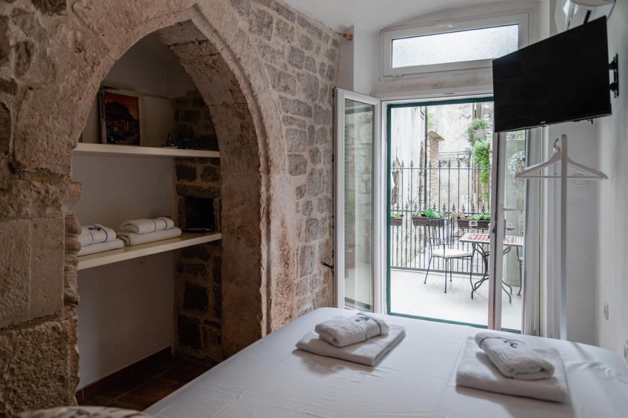 Lito Apartments Sibenik Luaran gambar