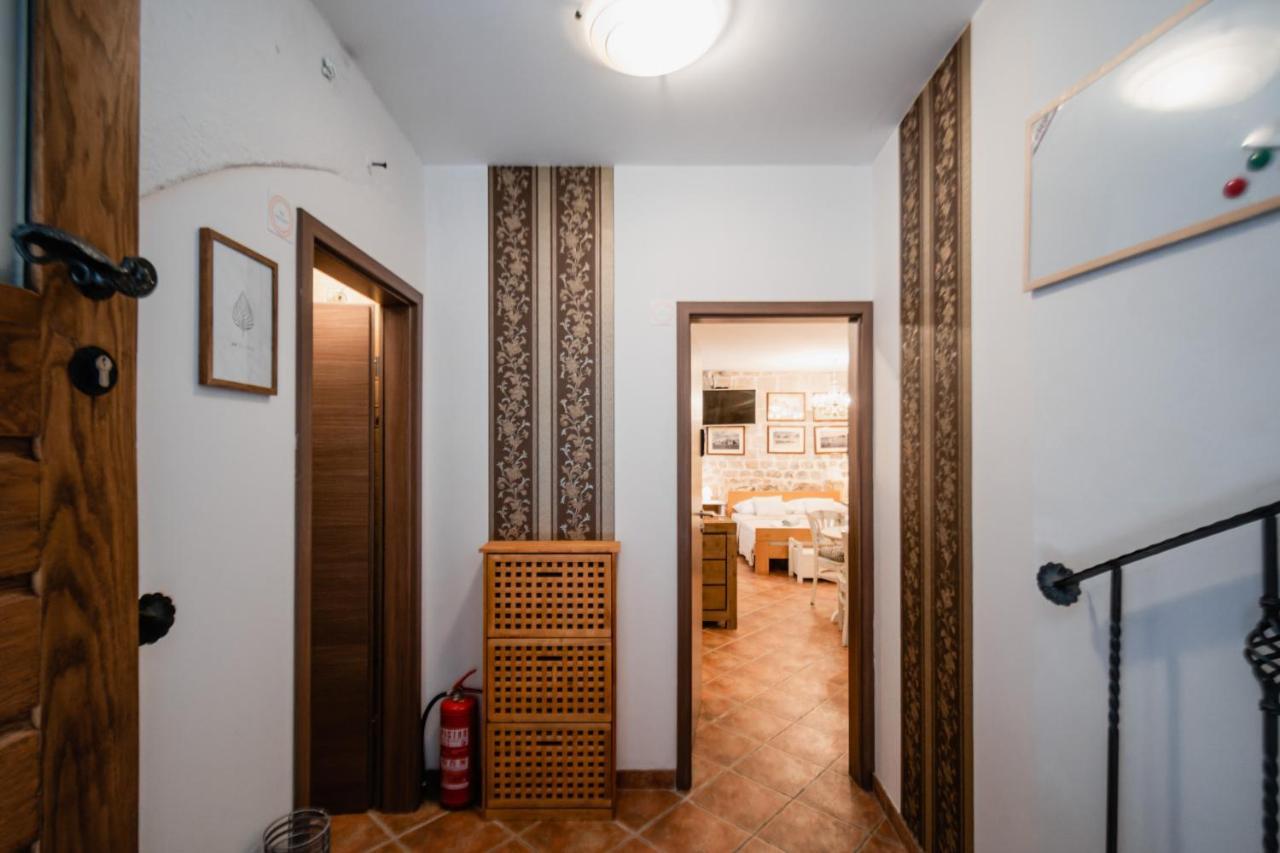 Lito Apartments Sibenik Luaran gambar